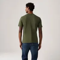 Camiseta Levi's® Original Tee Verde Musgo Manga Curta — foto 4