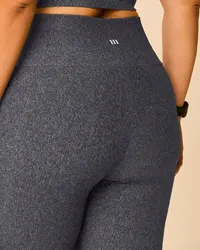 Calça Legging Feminina Plus Size Esportiva Em Malha Com Proteção UV50+ Malwee Active (CINZA) — foto 4