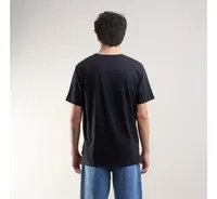 Camiseta Levi's® Pima Icon Preta Manga Curta — foto 6