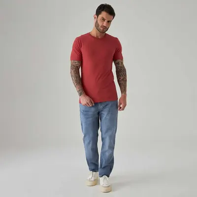 Camiseta Levi's® Slim Tab Vermelha Manga Curta