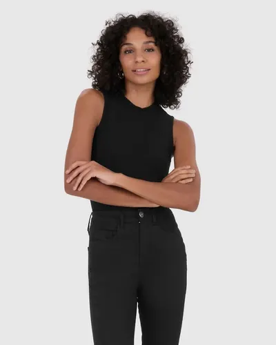 Regata Básica Feminina Gola Alta Em Canelado De Viscose (PRETA) P