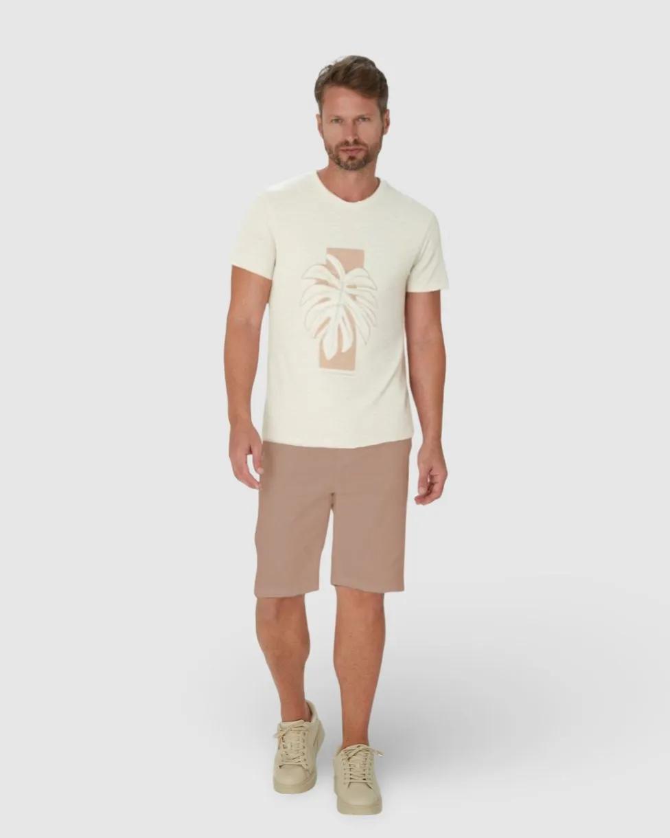Bermuda Tradicional Masculina Em Sarja Com Elastano (MARROM) 40