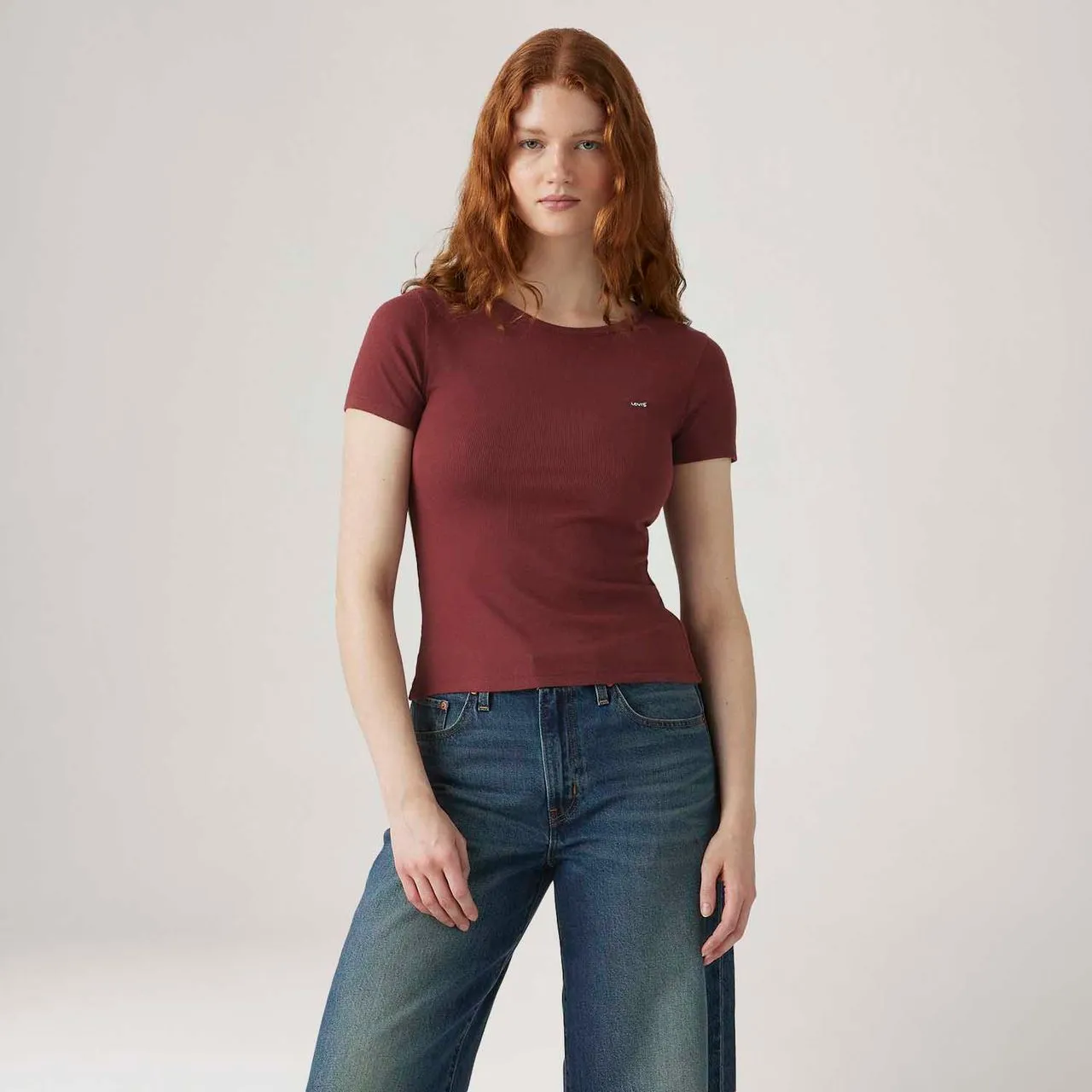 Camiseta Levi's® Hayes Vinho Manga Curta