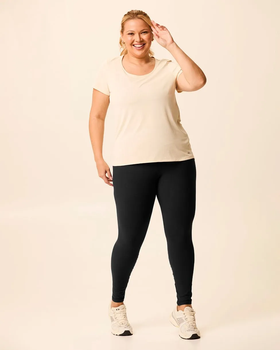 Calça Legging Feminina Plus Size Esportiva Em Malha Com Proteção UV50+ Malwee Active (PRETA) G2
