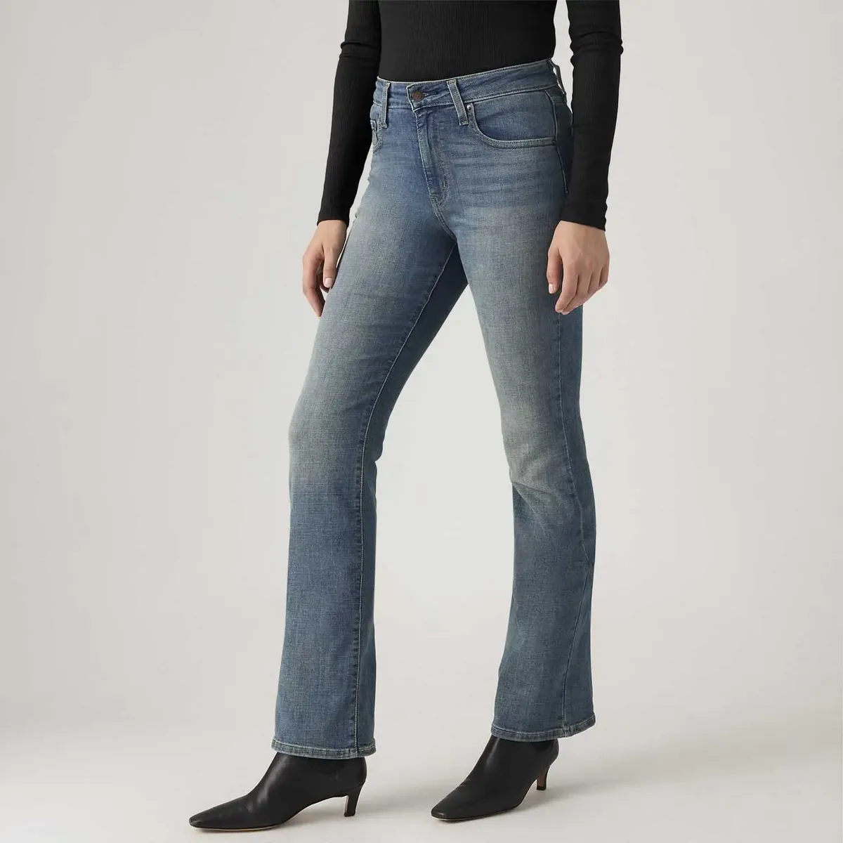 Calça Jeans Levis 725 High Rise Bootcut