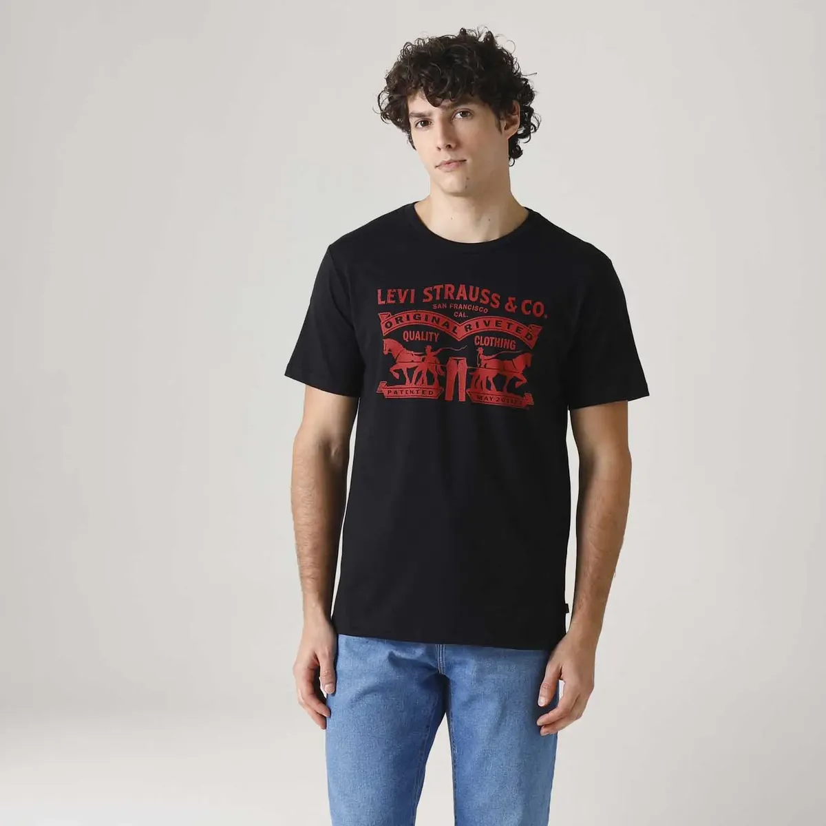 Camiseta Levi's® Graphic Set In Neck Preta